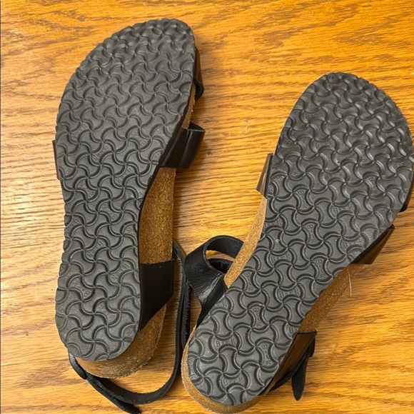 Papillio Black Sandals - Picture 4 of 5